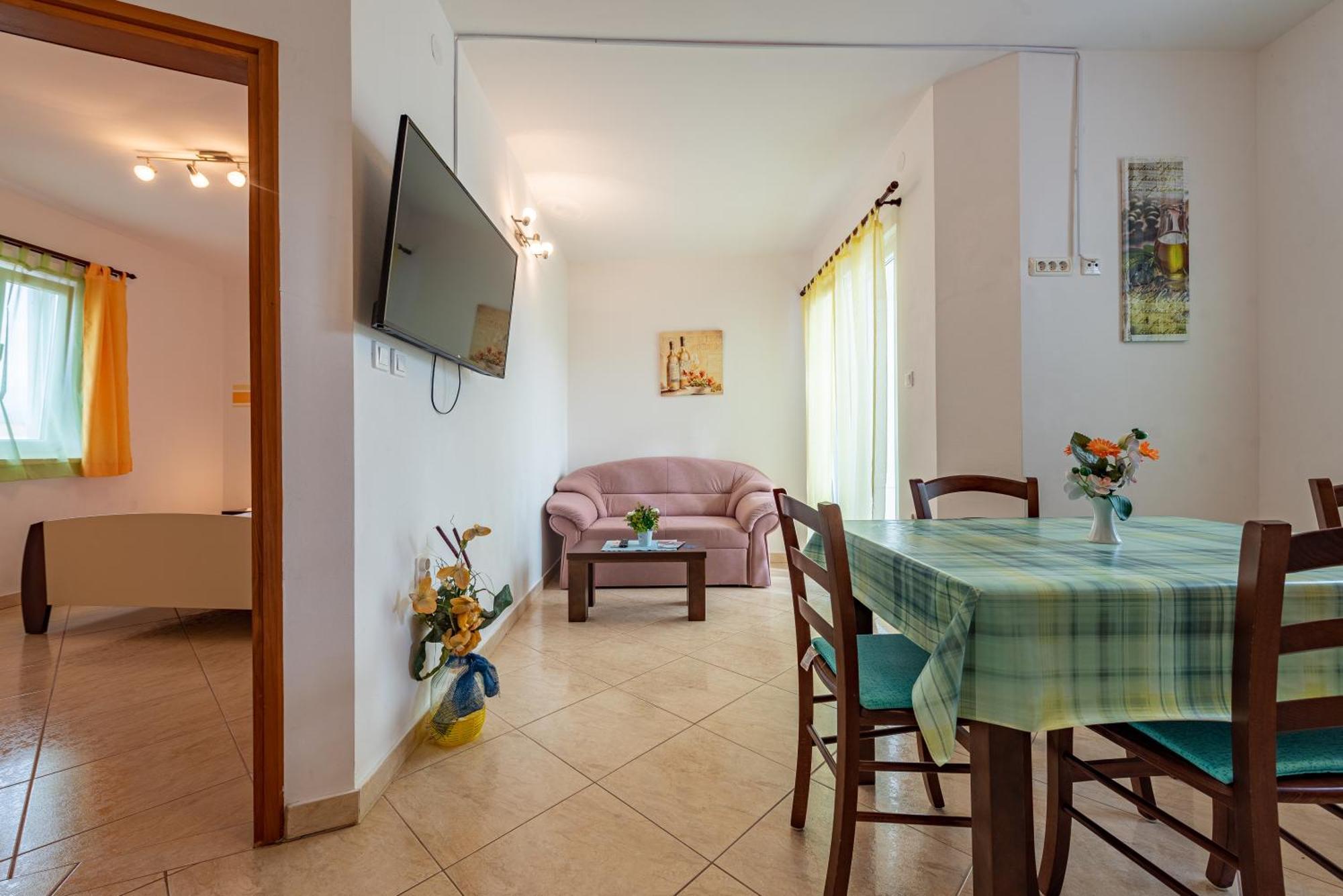 Haus Toni Apartman *