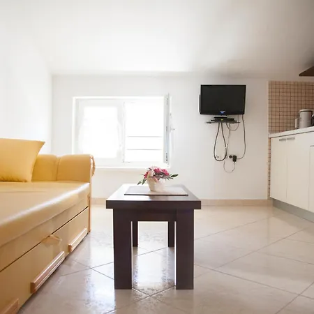 Haus Toni Apartment Razanac Room photo
