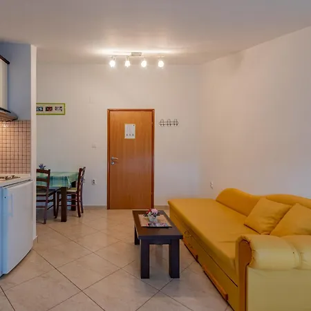 Haus Toni Apartment Razanac Room photo