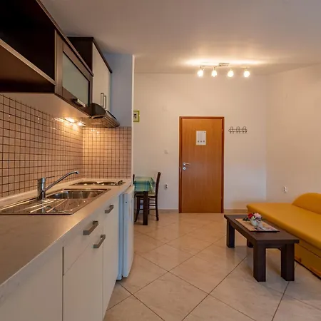 Haus Toni Apartment Razanac Room photo