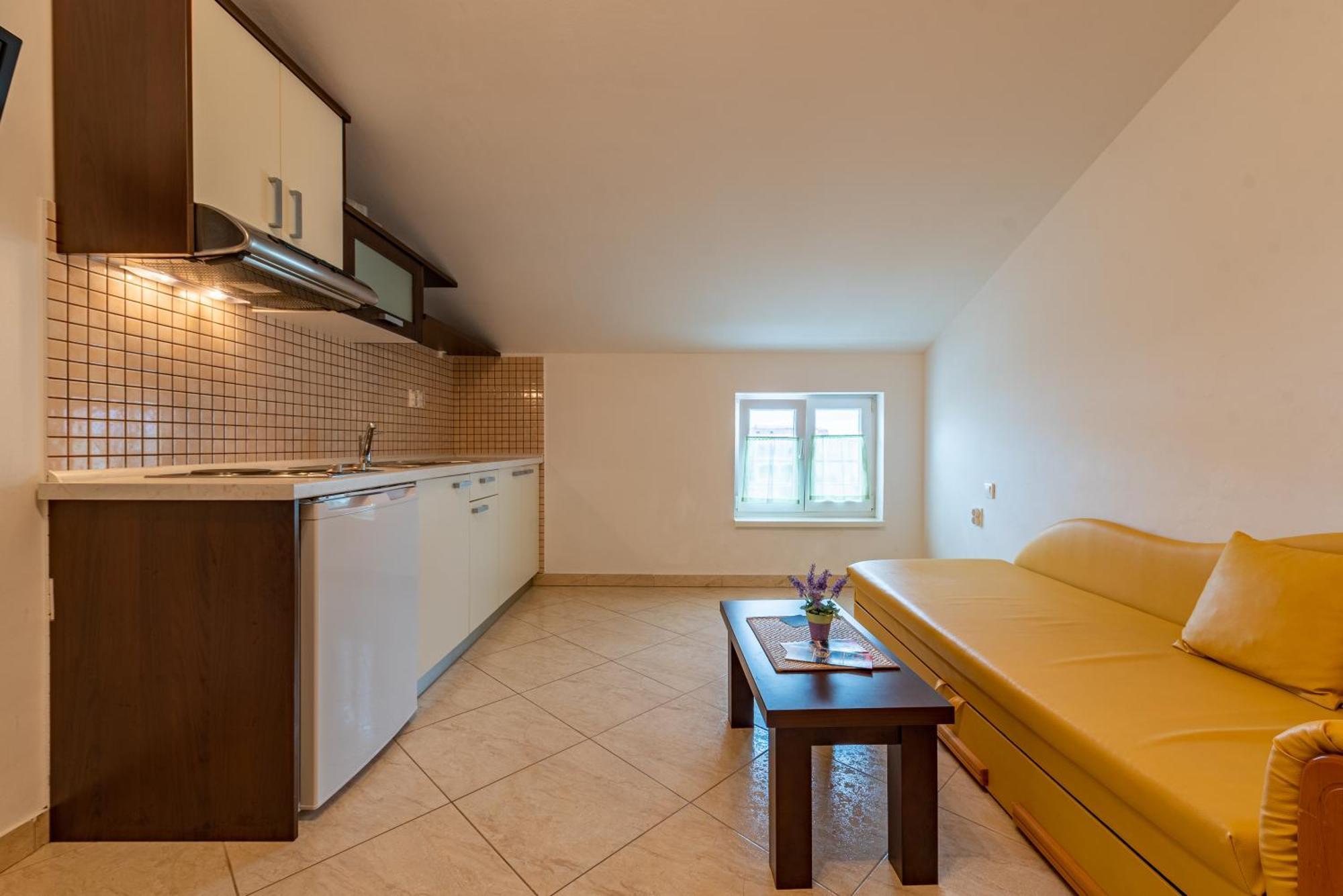 Haus Toni Apartment Razanac